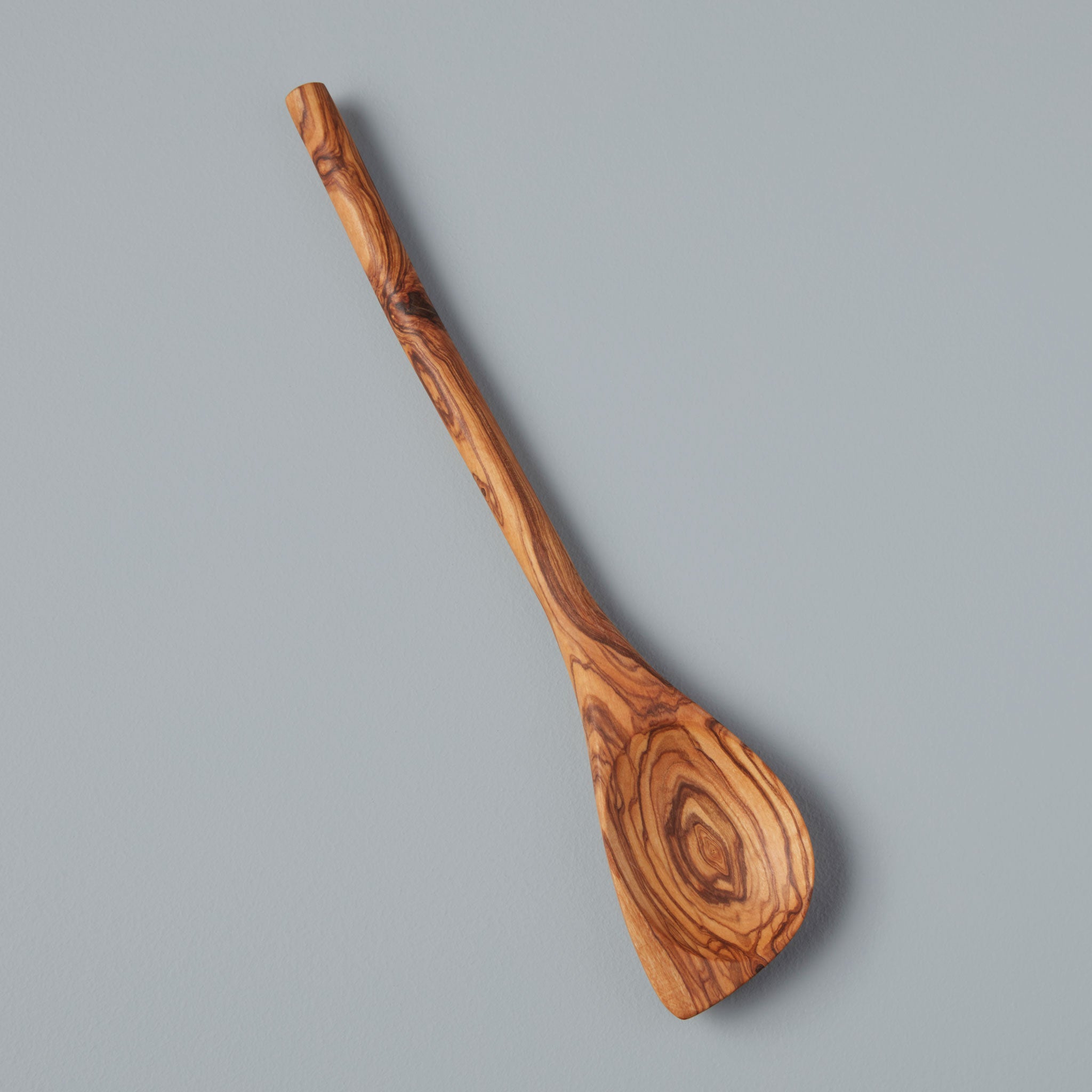 http://behome.com/cdn/shop/products/Be-Home_Olive-Wood-Pointed-Baking-Spoon_50-08.jpg?v=1605582935