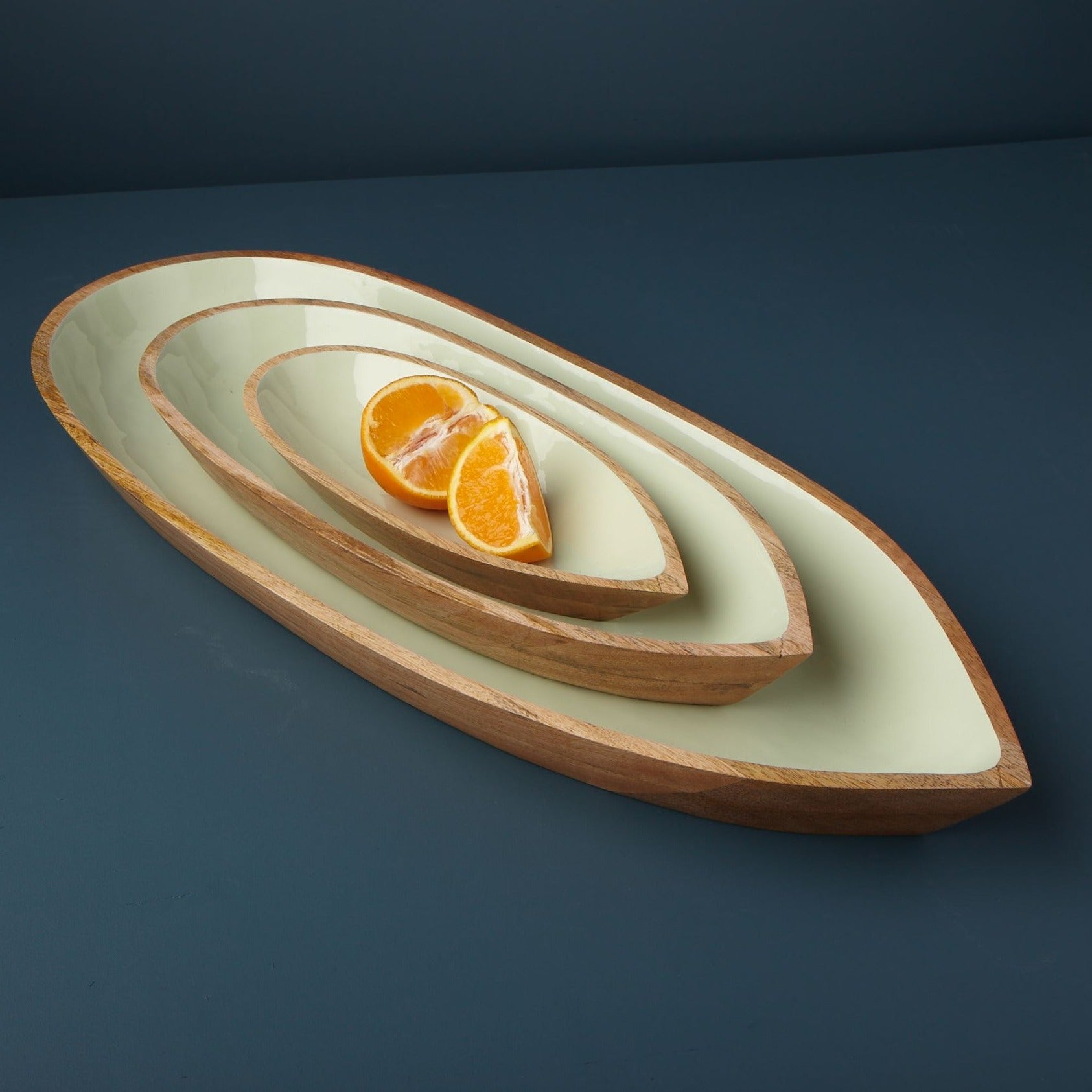 Madras Extra Large Oval Bowl, Mint