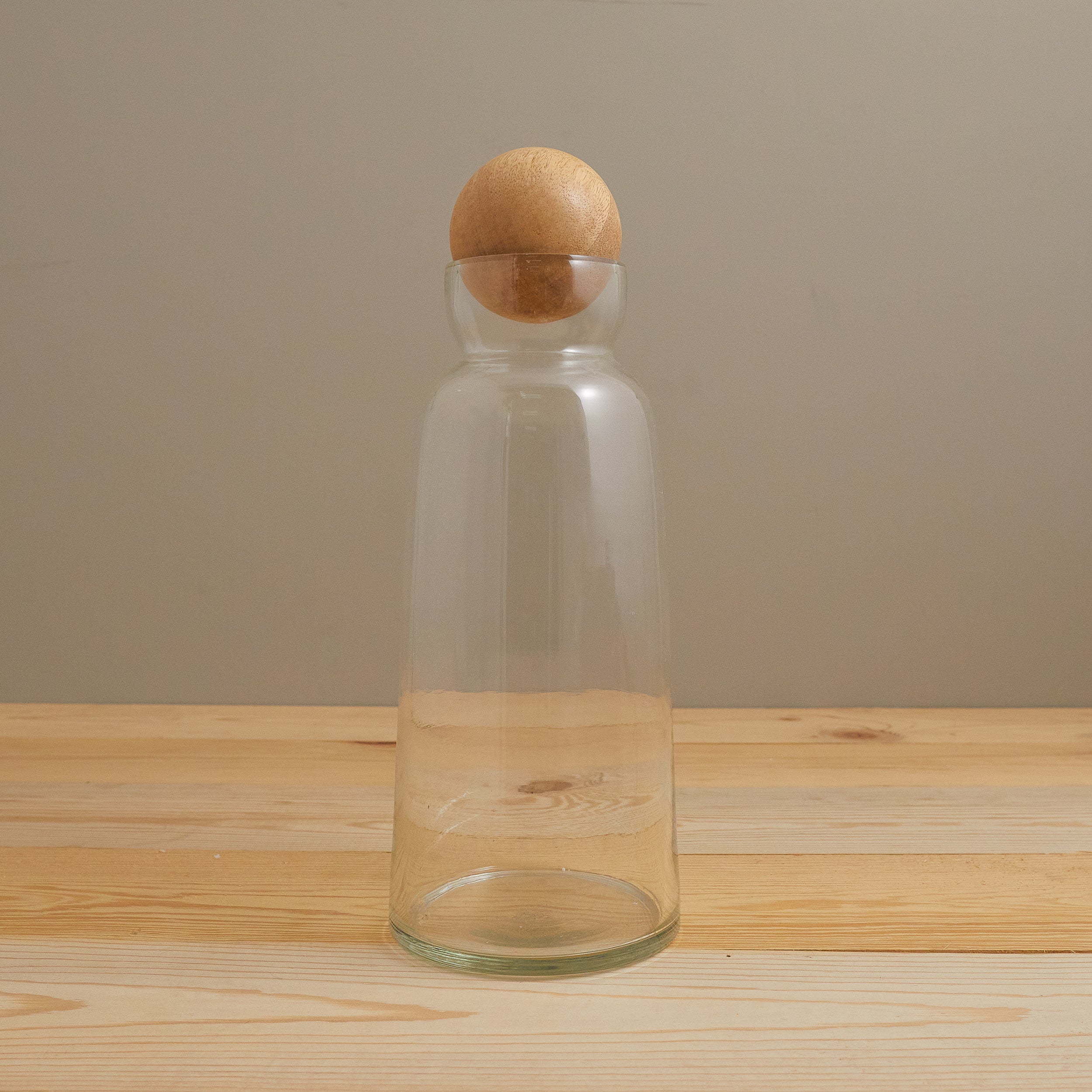 Brisbane Decanter, Tall