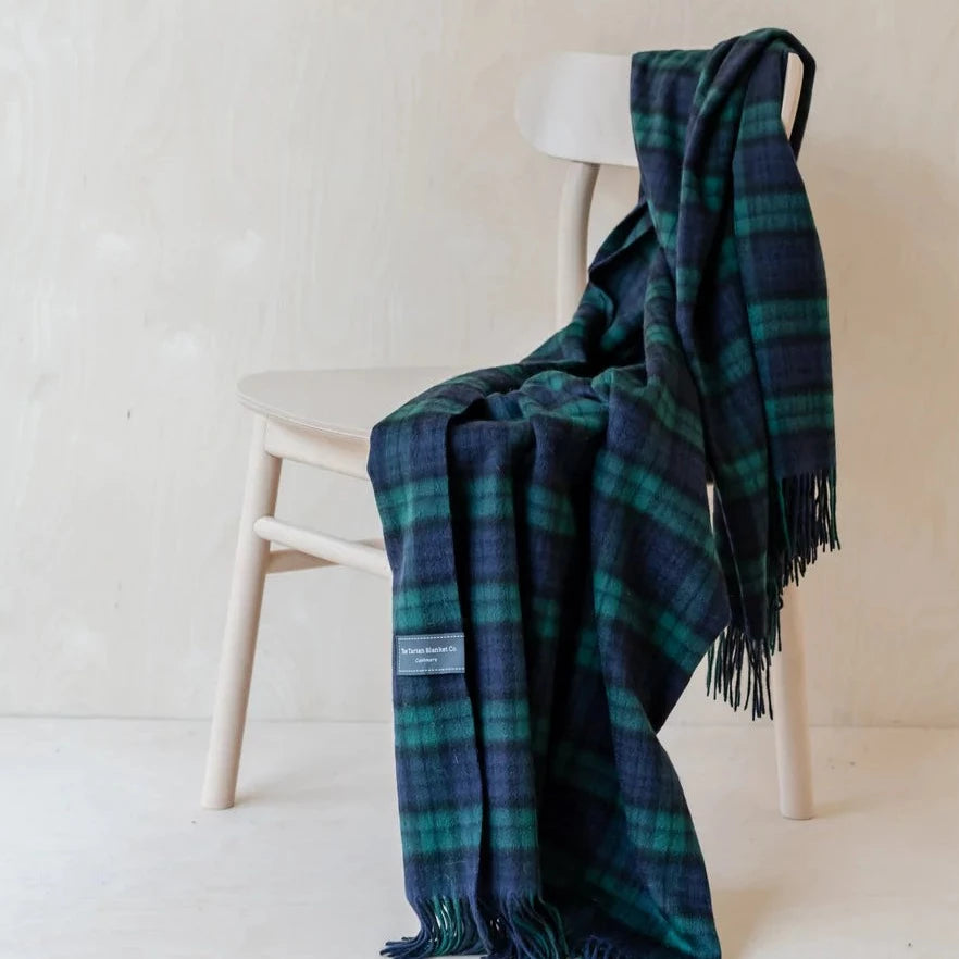 Cashmere Knee Blanket in Black Watch Tartan