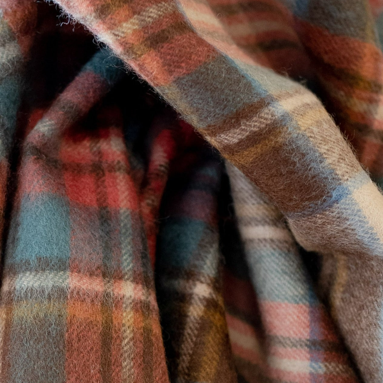 Cashmere Knee Blanket in Stewart Dress Antique Tartan