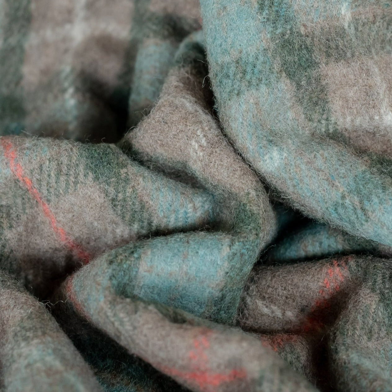 Recycled Wool Waterproof Picnic Blanket in Fraser Hunting Weathered Tartan - Brown Leather