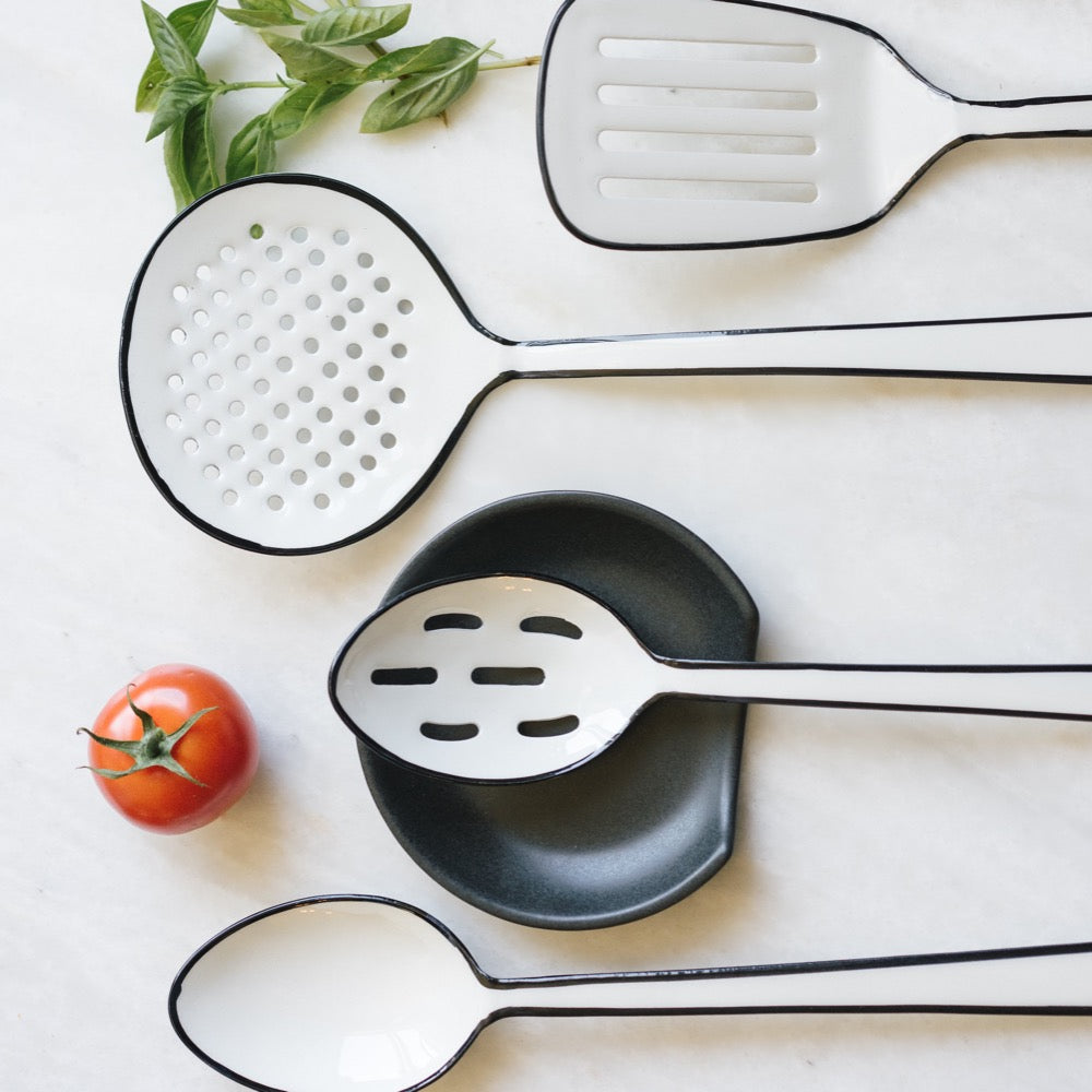 Harlow Spatula, White