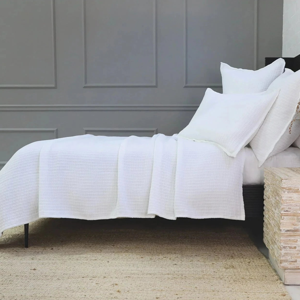 Chatham Queen Matelasse, White