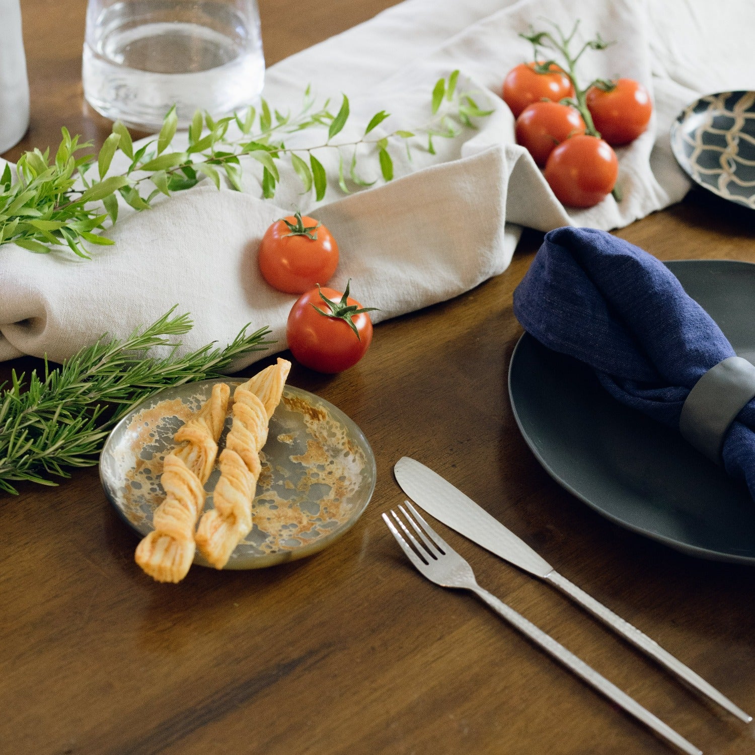 Horn Appetizer Speckled Plate