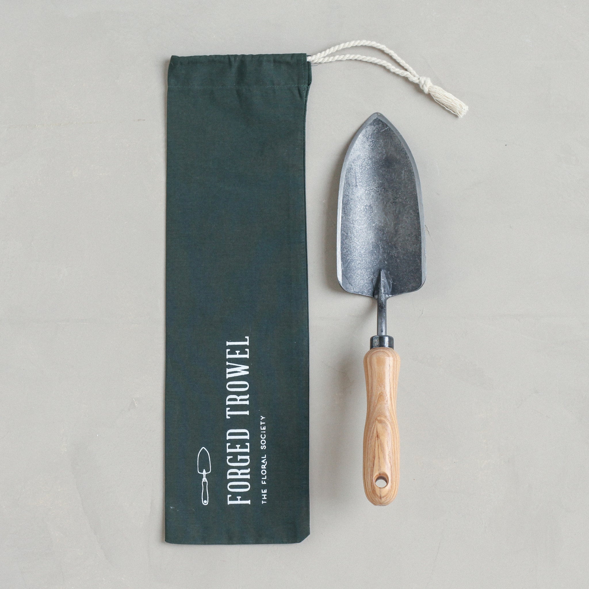 the best garden trowel Forged Trowel