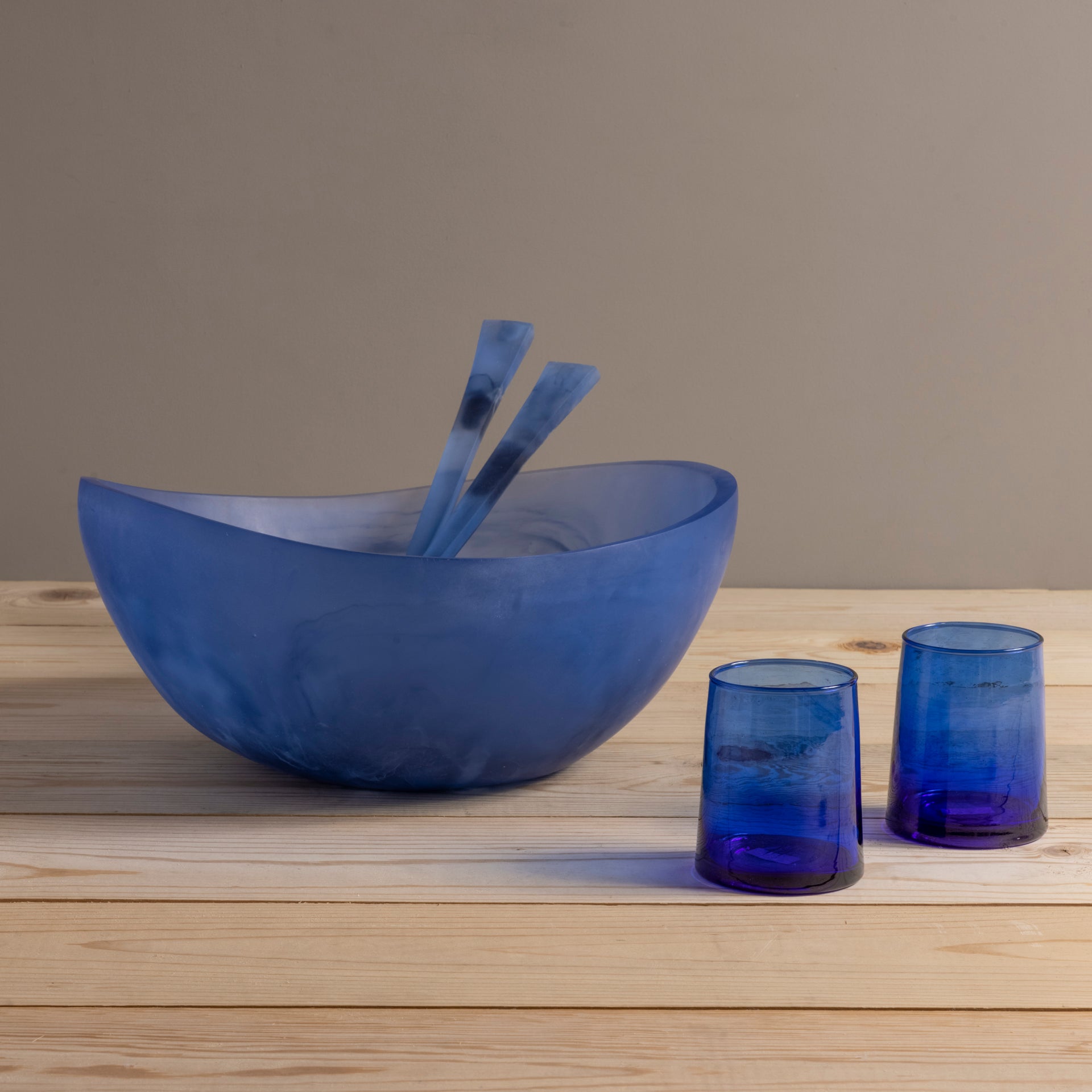 Handmade Resin Serving Bowl, Azul
