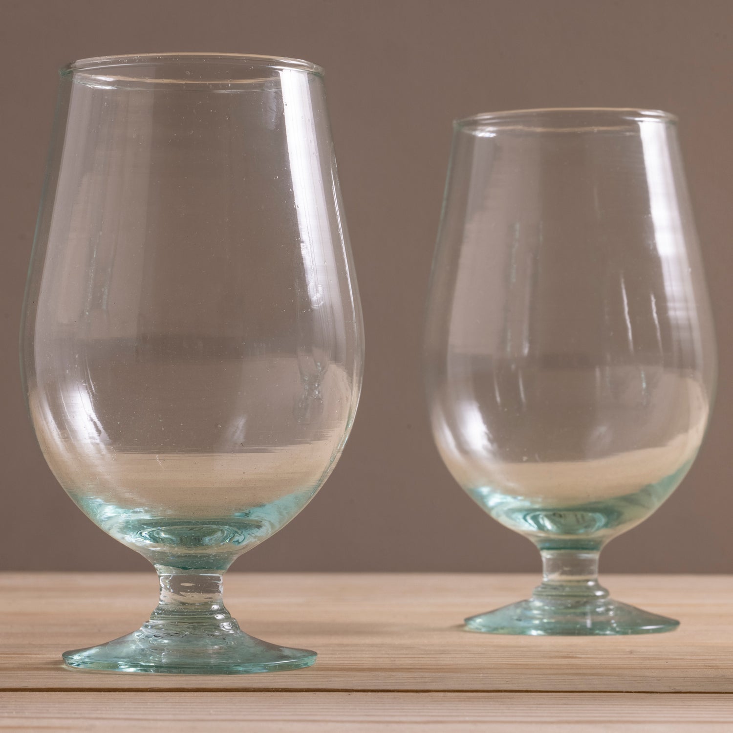 Premium Recycled Tulip Glass, Set of 4