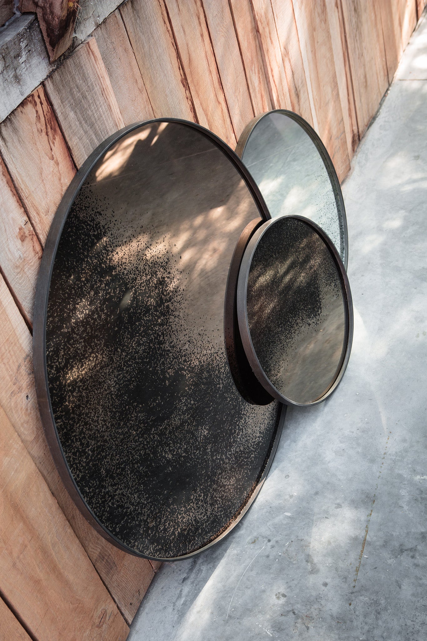 Round Bronze Aged Mirror Tray