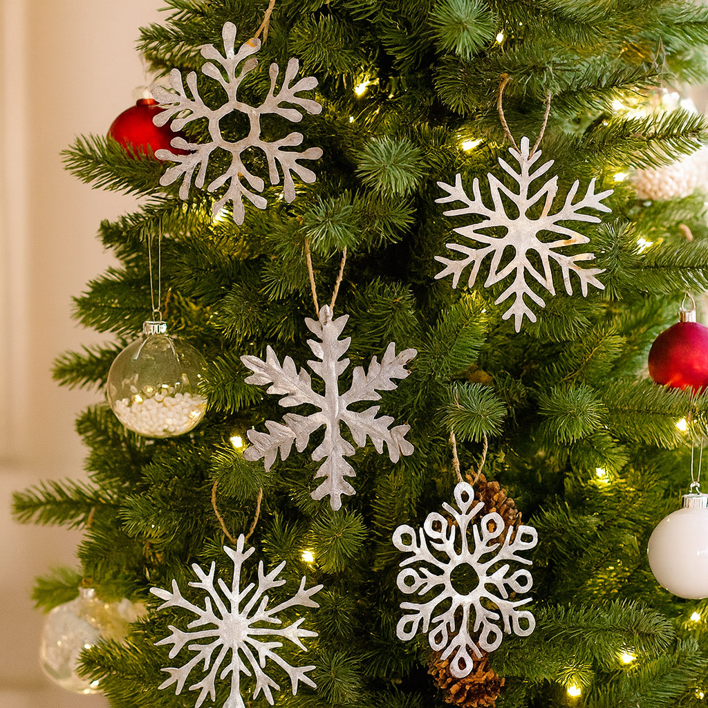 Metallic Silver Snowflake Ornament Small, Set of 5