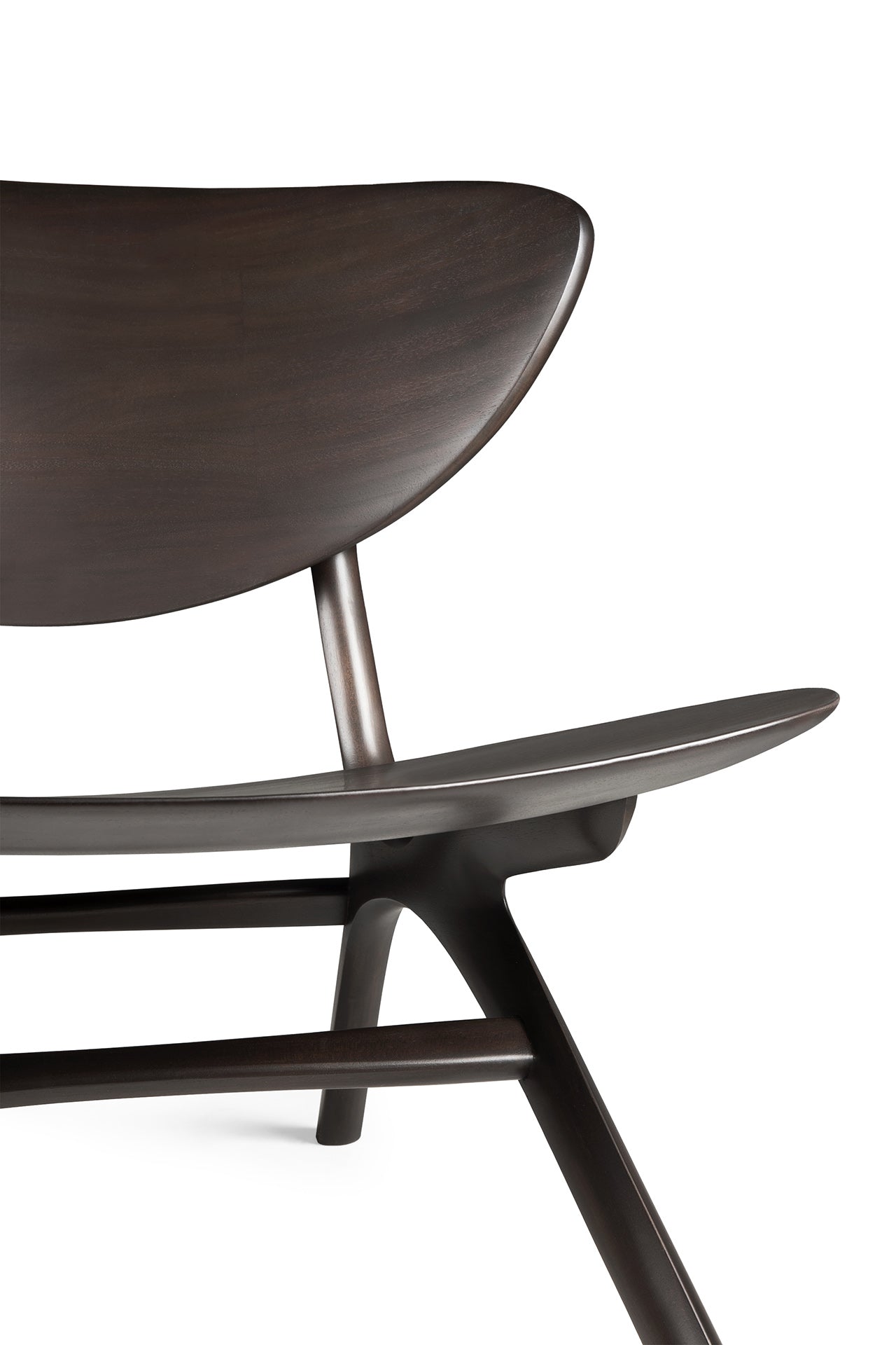 Eye lounge chair - varnished mahogany - dark brown