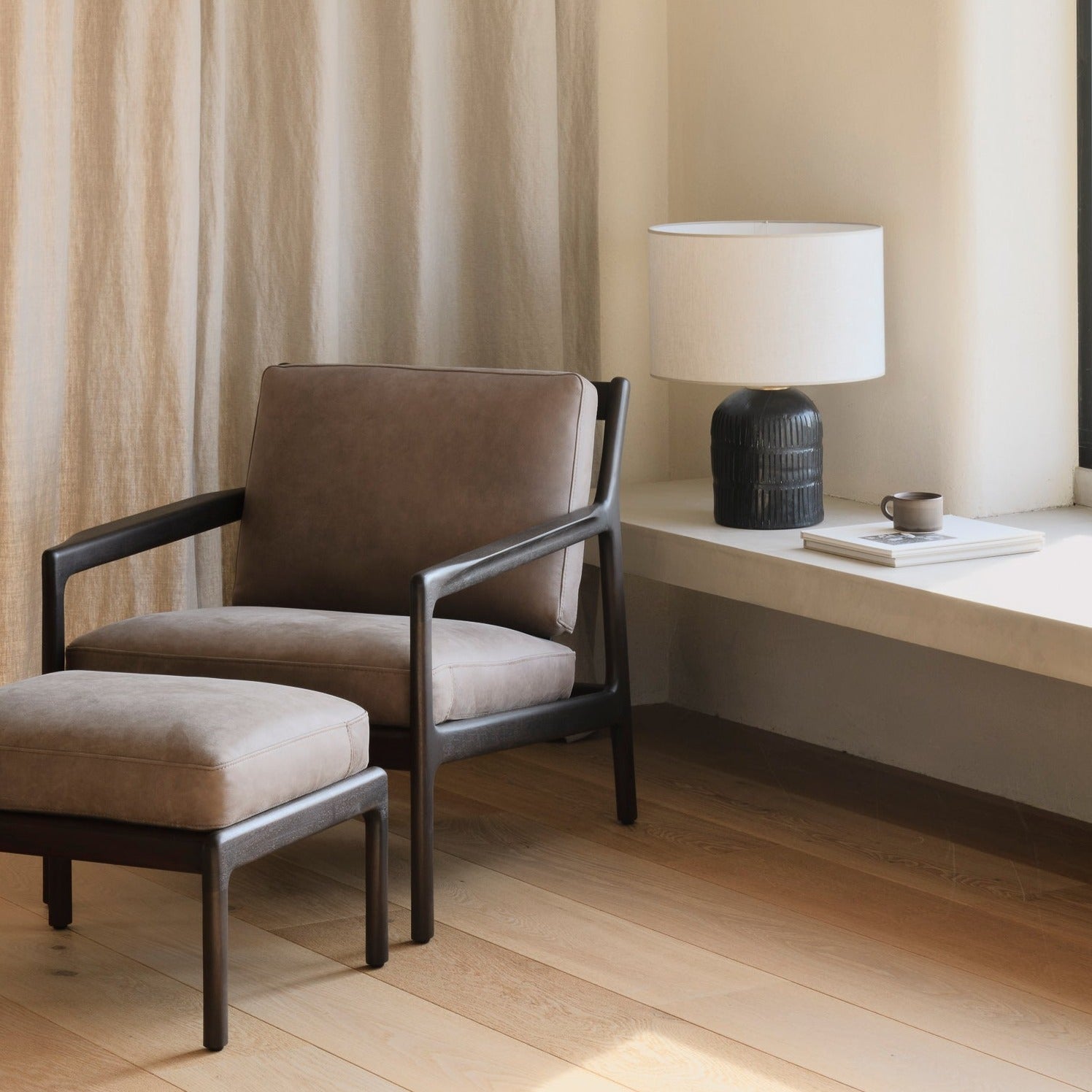 Jack Footstool, Varnished Mahogany, Dark Brown, Terra Nubuck Leather