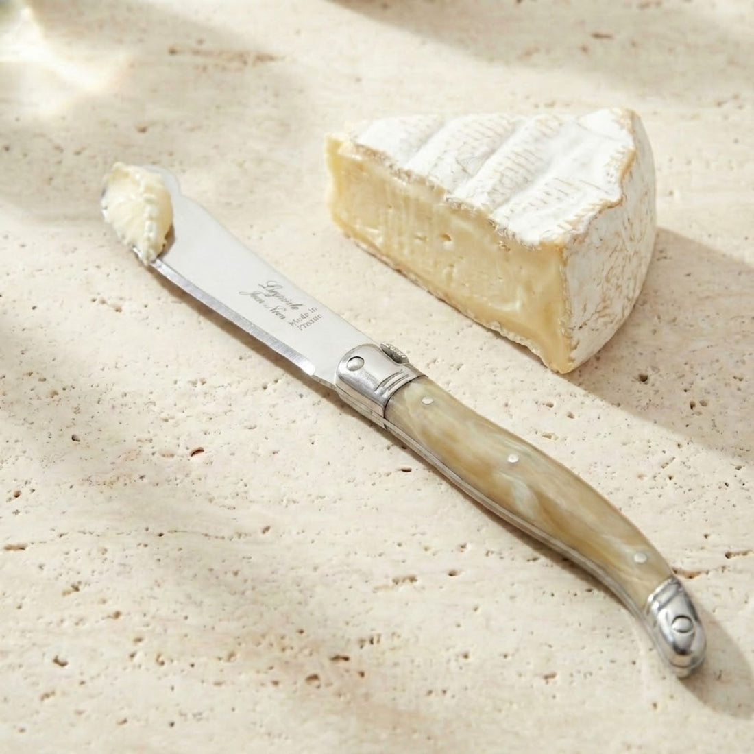 Laguiole Large Spreader, Pale Horn