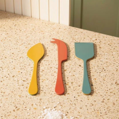 Harlow Bright  Cheese Set