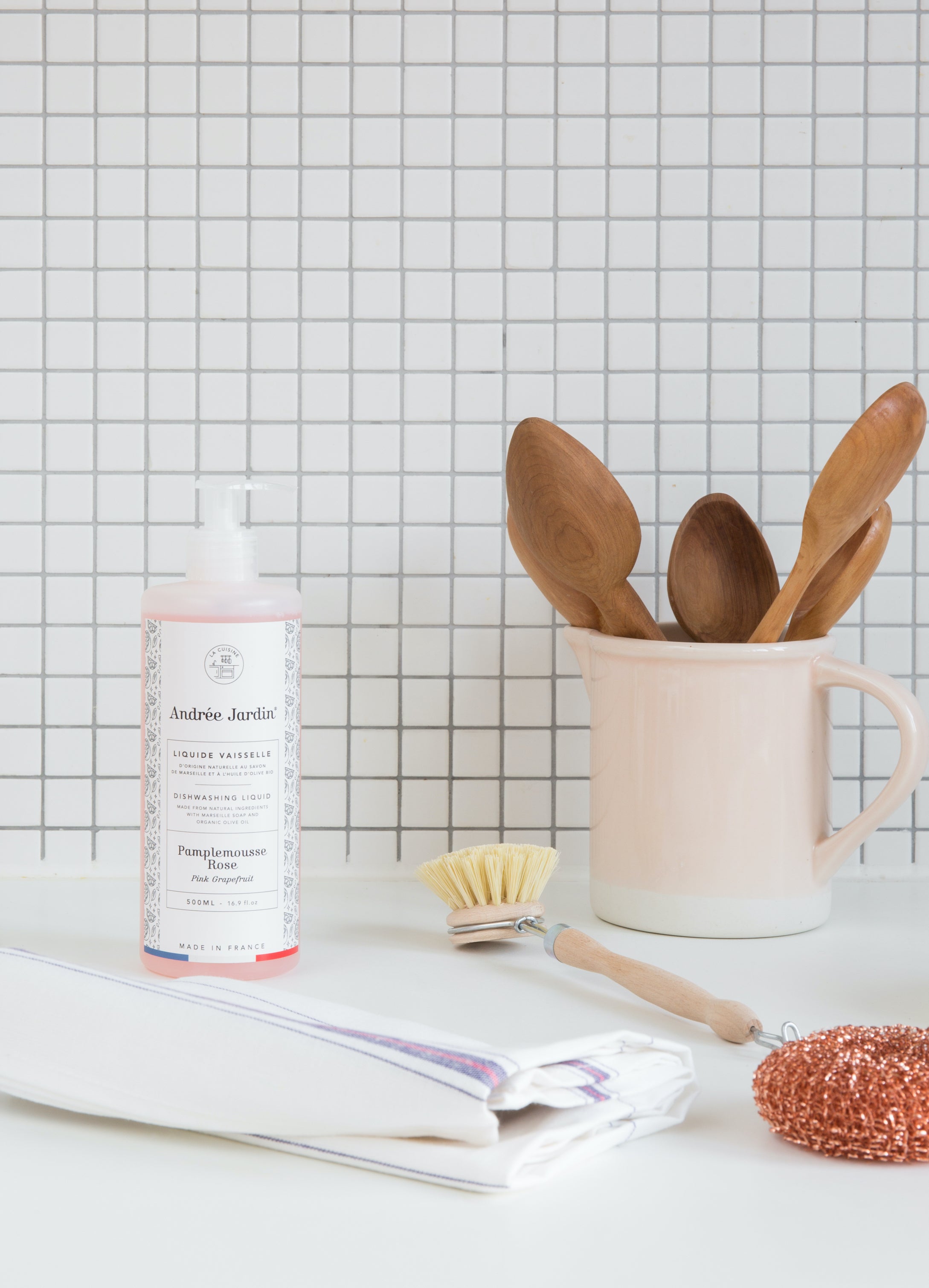 Andrée Jardin Liquid Dish Soap - Grapefruit &amp; Rose 500ml (Set of 2) Andrée Jardin andree-jardin-liquid-dish-soap-grapefruit-rose-500ml-set-of-2 - French Dry Goods