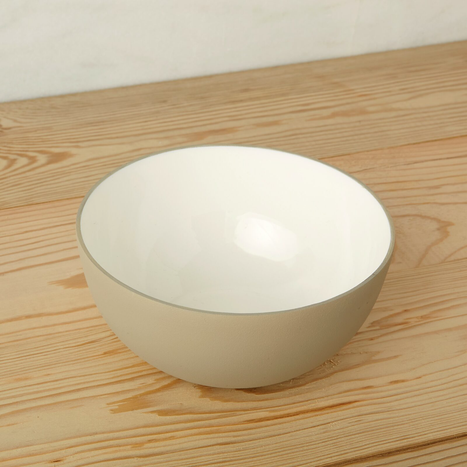 Easton Medium Bowl, Dove
