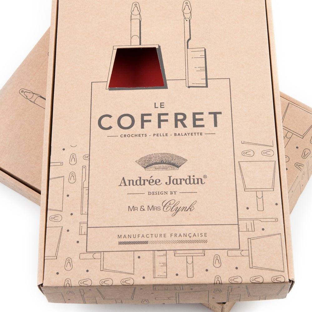 Andrée Jardin Mr. and Mrs. Clynk Cream Dustpan &amp; Brush "Coffret" Gift Set Andrée Jardin andree-jardin-mr-and-mrs-clynk-cream-dustpan-brush-coffret-gift-set - French Dry Goods