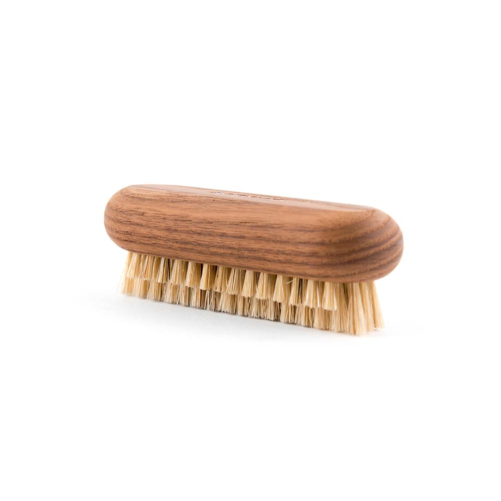 Andrée Jardin Heritage Ash Wood Nail Brush Andrée Jardin andree-jardin-heritage-ash-wood-nail-brush-set-of-2 - French Dry Goods