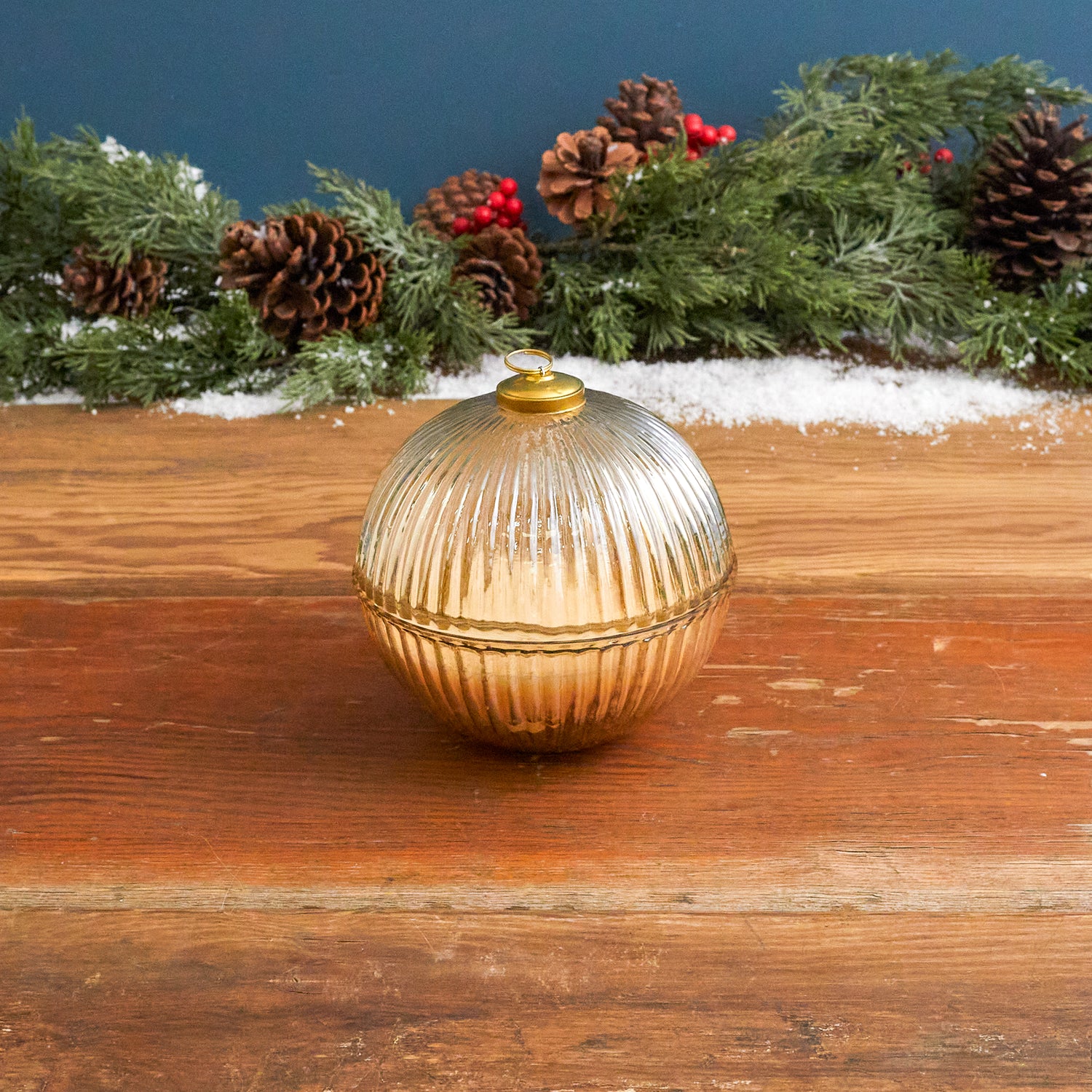 Gold Luster Ornament Candle, Fireplace