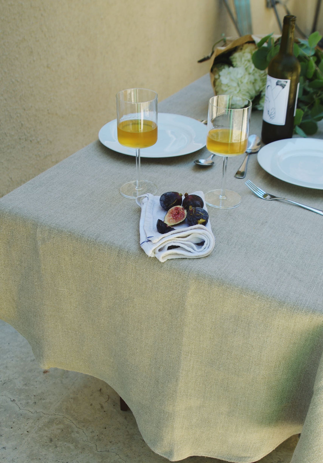 Thieffry Belgian Linen Tablecloth, Round, Raw Natural