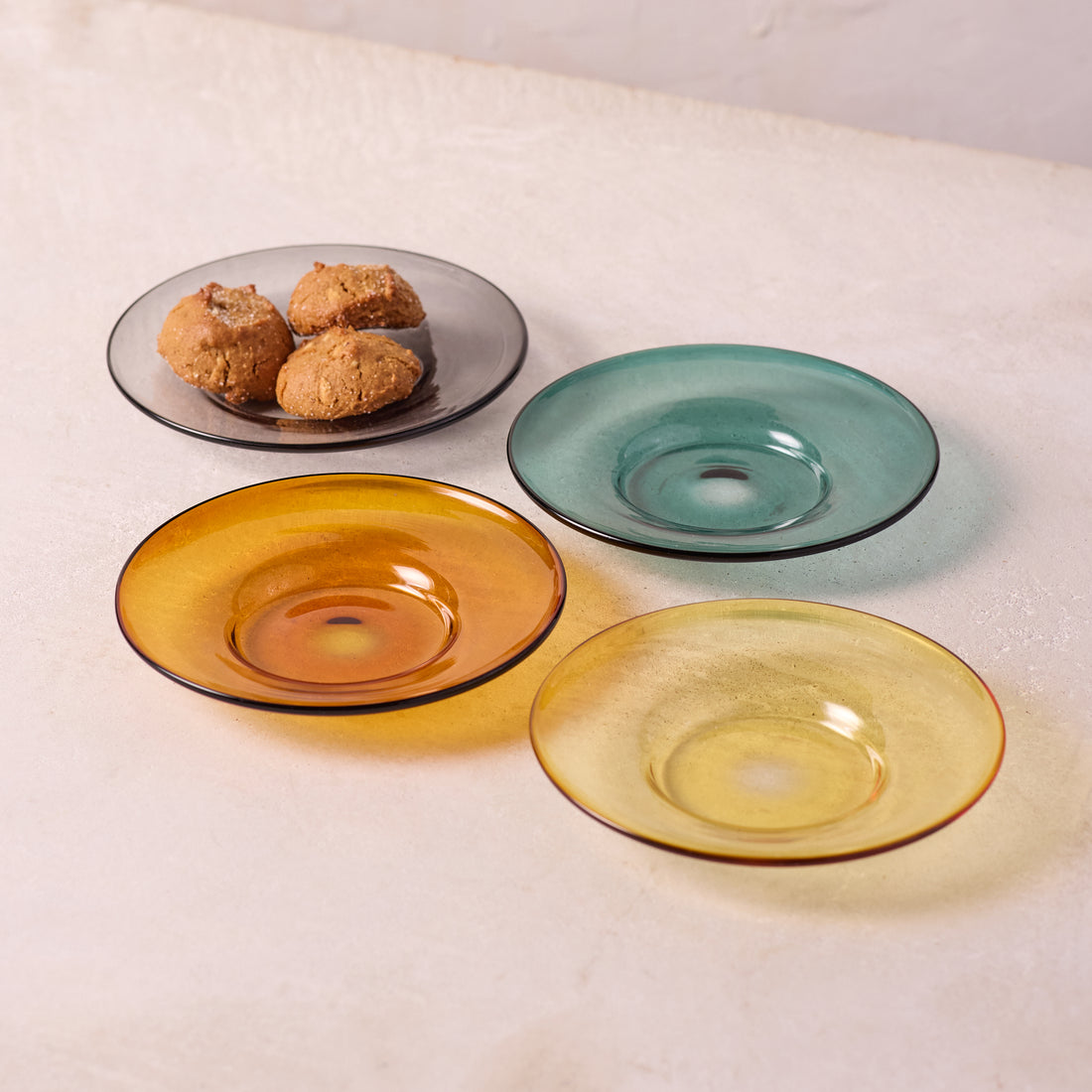 Niko Glass Plates, Set of 4