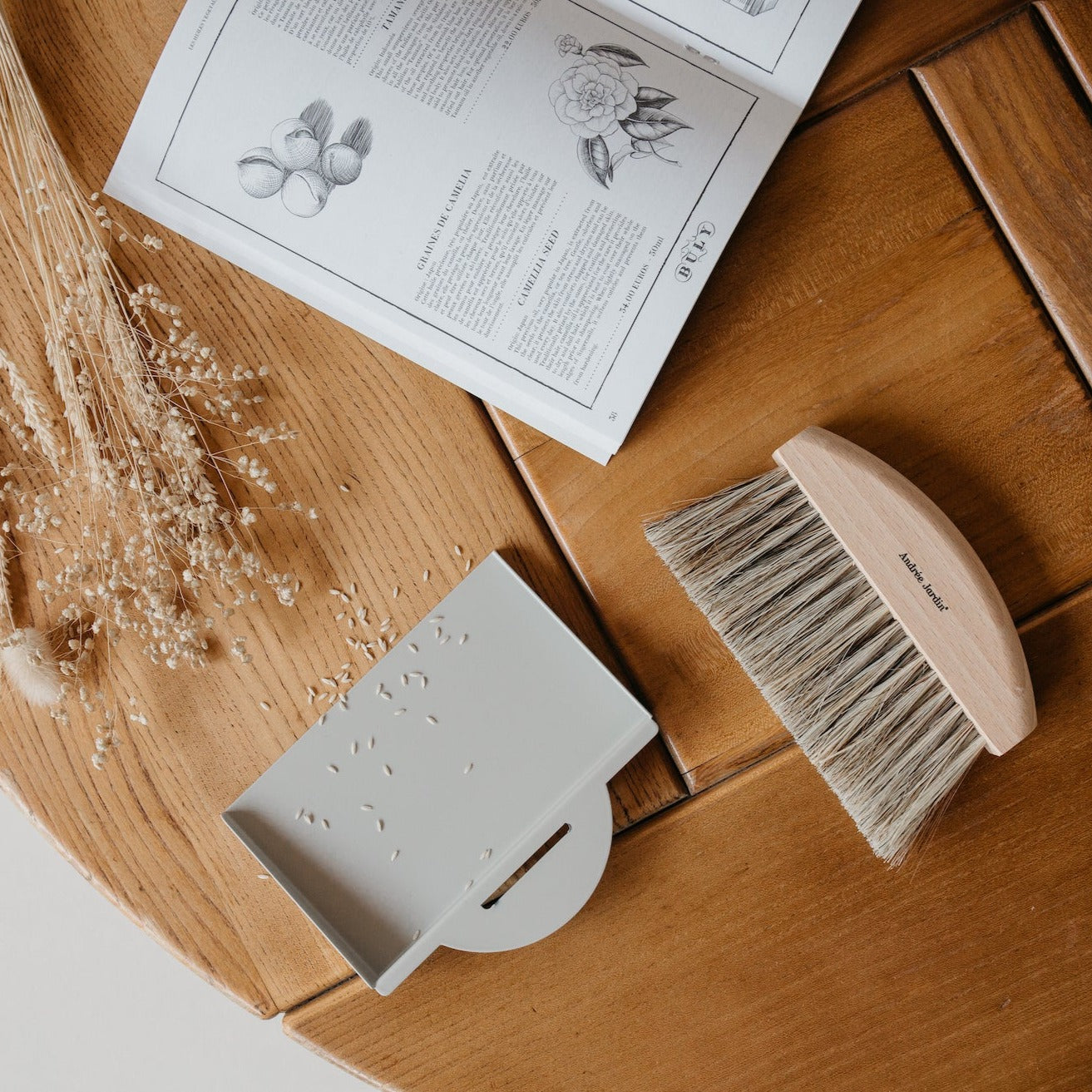 Andree Jardin NATURAL GRAY Giftbox Hand Brush &amp; Dustpan