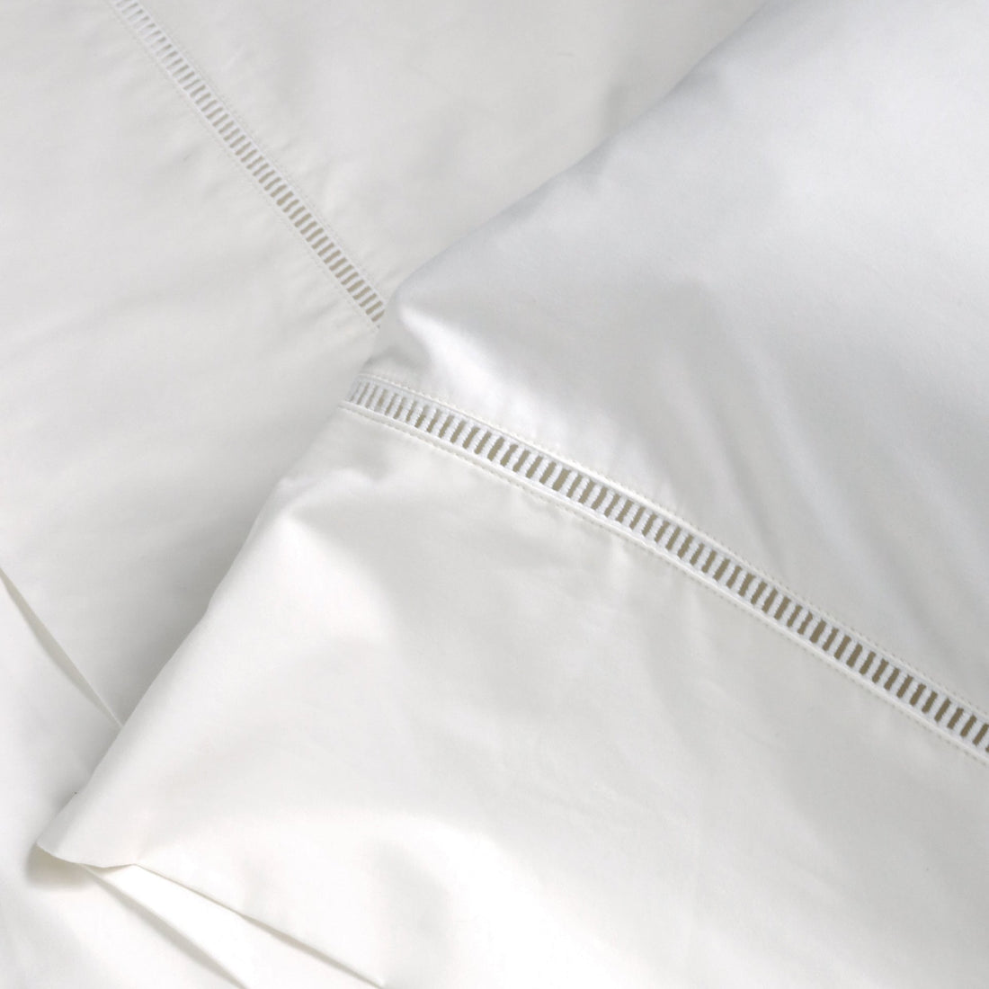 Como Ladder Stitch Cotton Sateen Standard Pillow Case Set, White