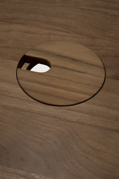 Oscar desk - teak - rectangular - with cable management