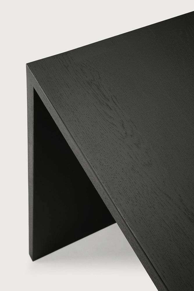 U desk - varnished oak - black - rectangular - with cable management