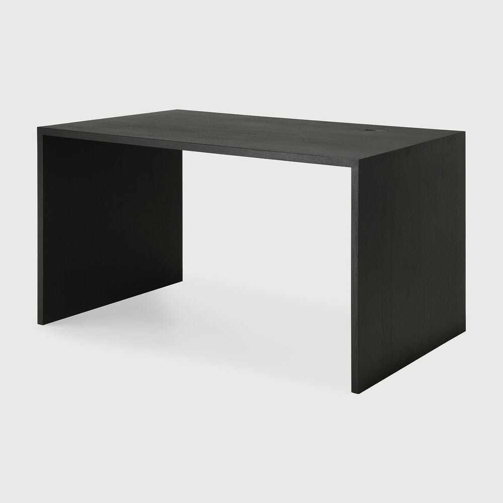 U desk - varnished oak - black - rectangular - with cable management