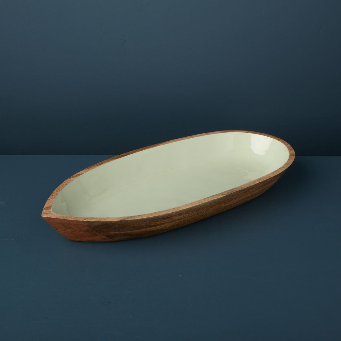 Madras Large Oval Bowl, Mint