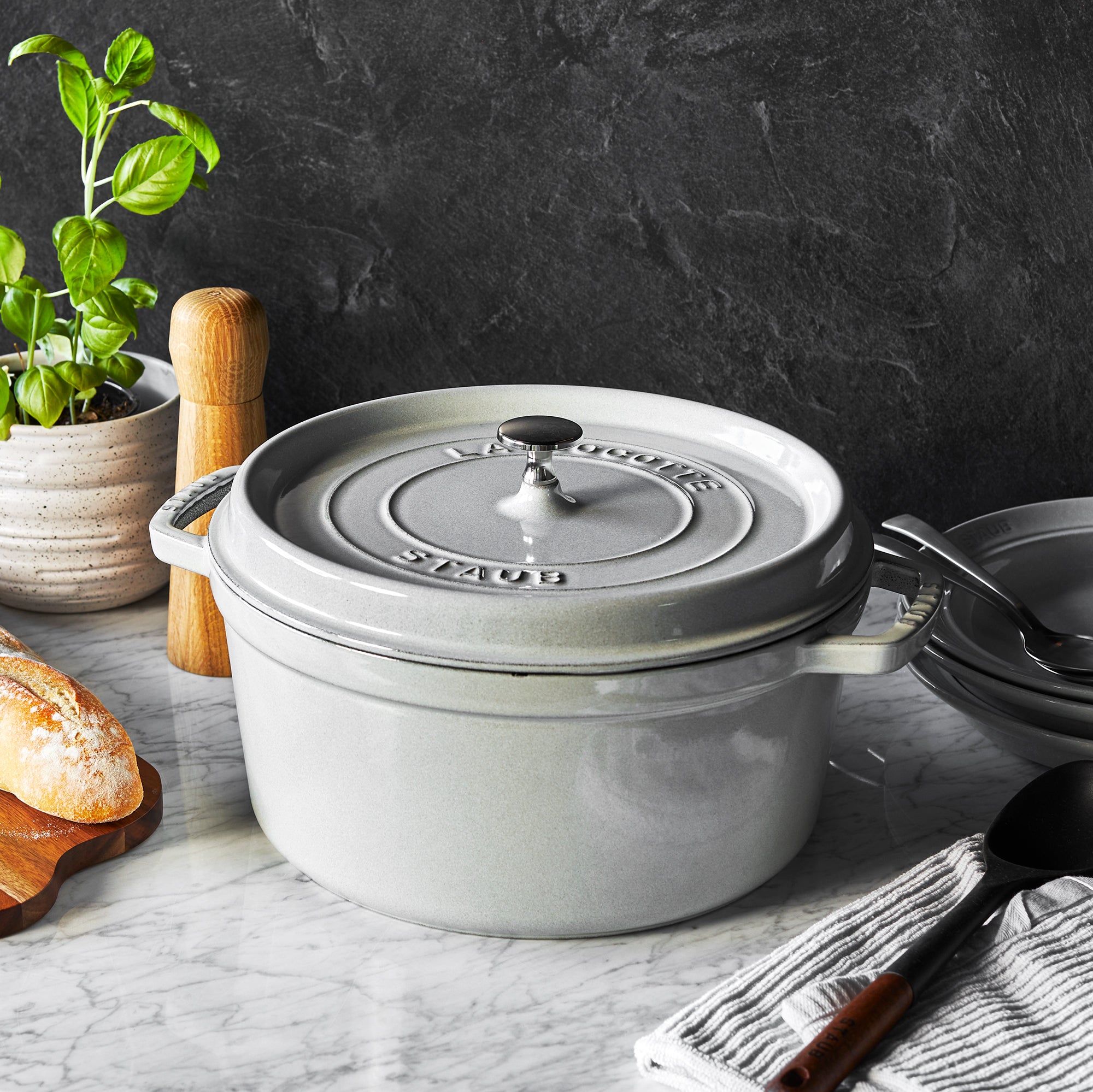 Staub Round Cocotte, 7qt, White Truffle