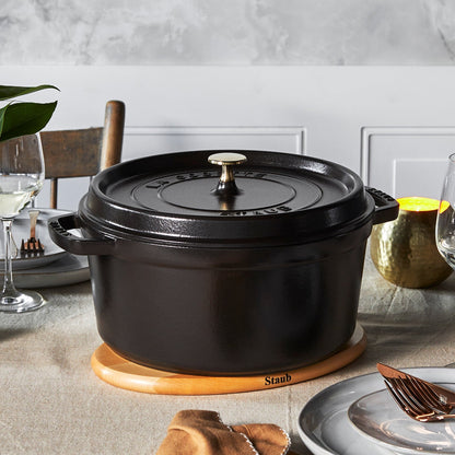 Staub Round Cocotte, 7qt, Black