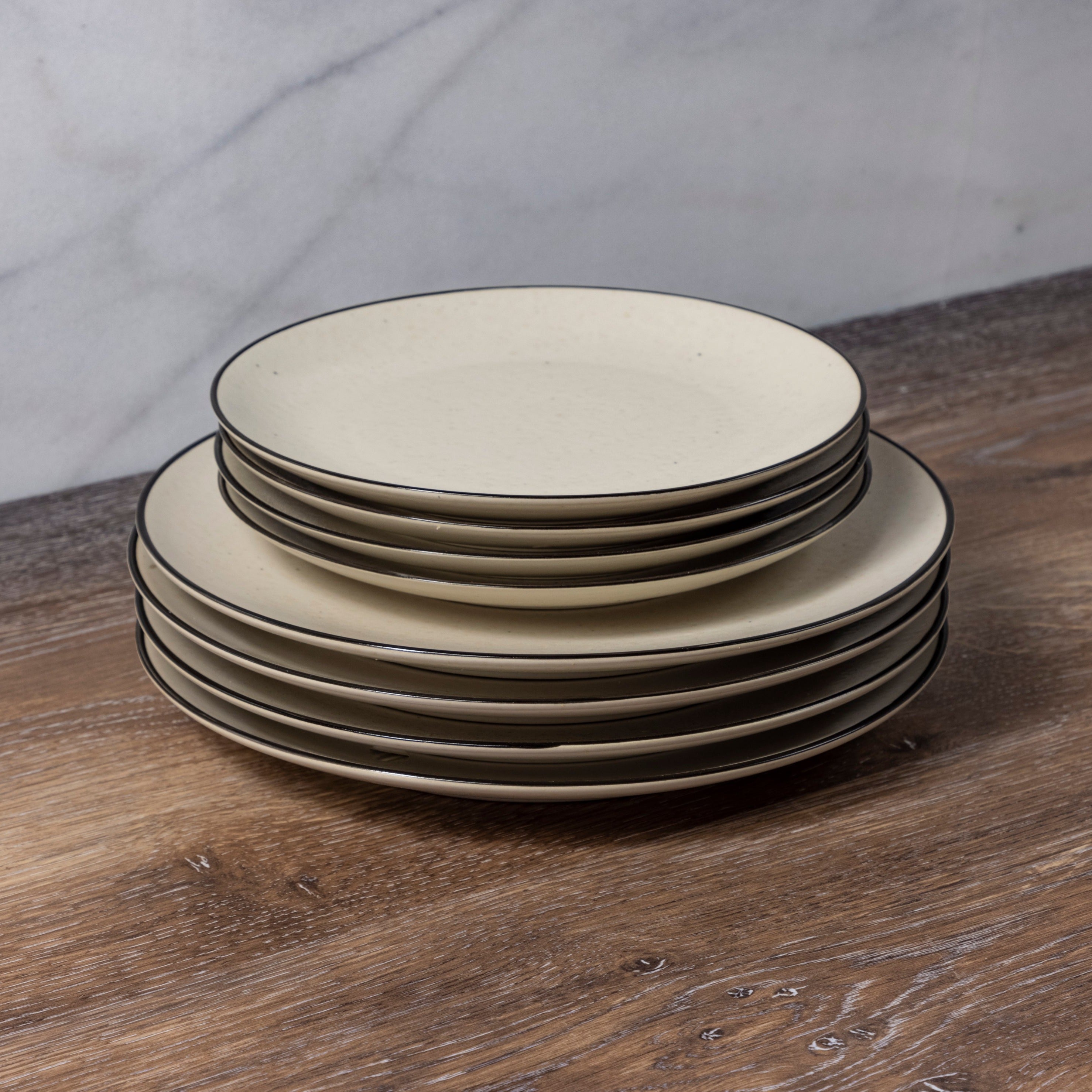 Augusta Dinner Plate, Natural with Black, Set of 6