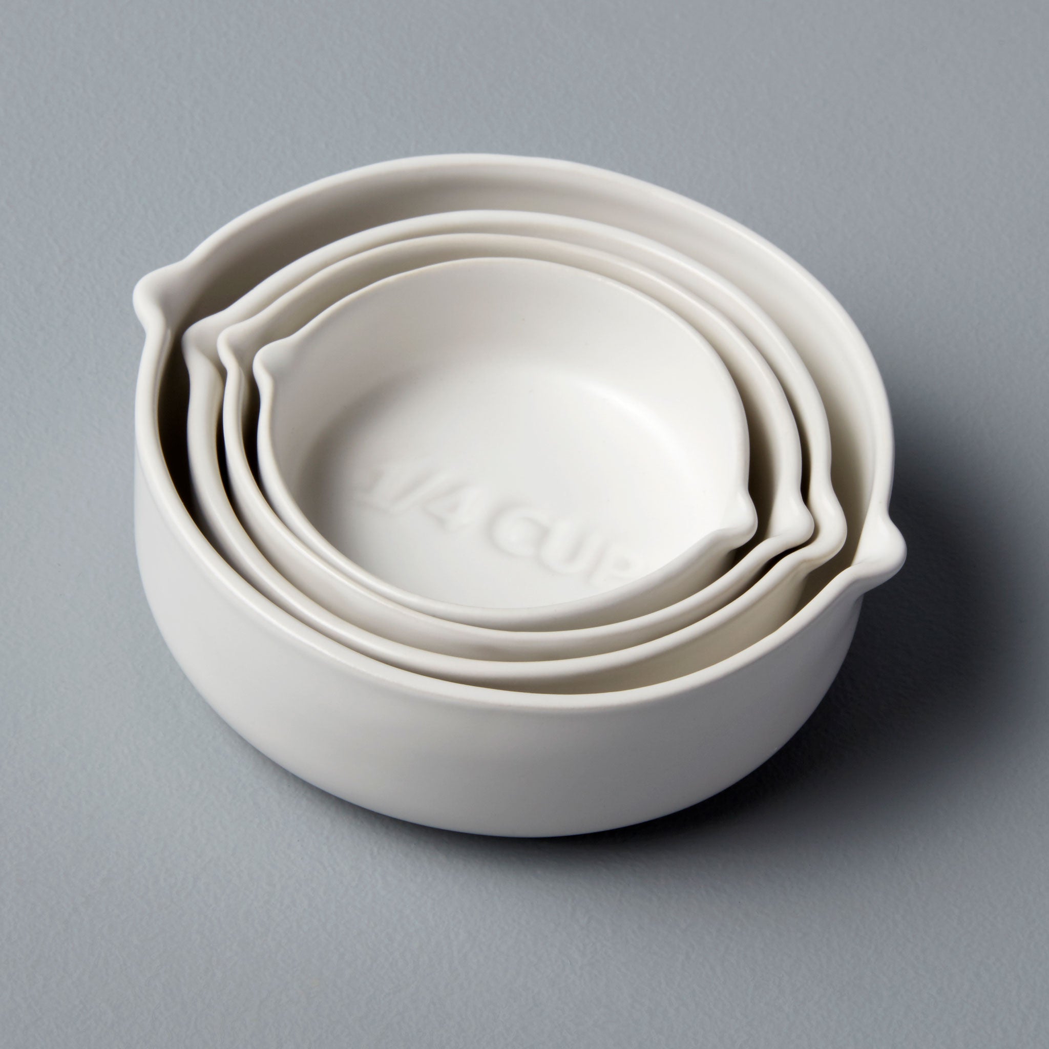 White Stoneware Measuring Cups (Set of 4 Sizes) : : Home