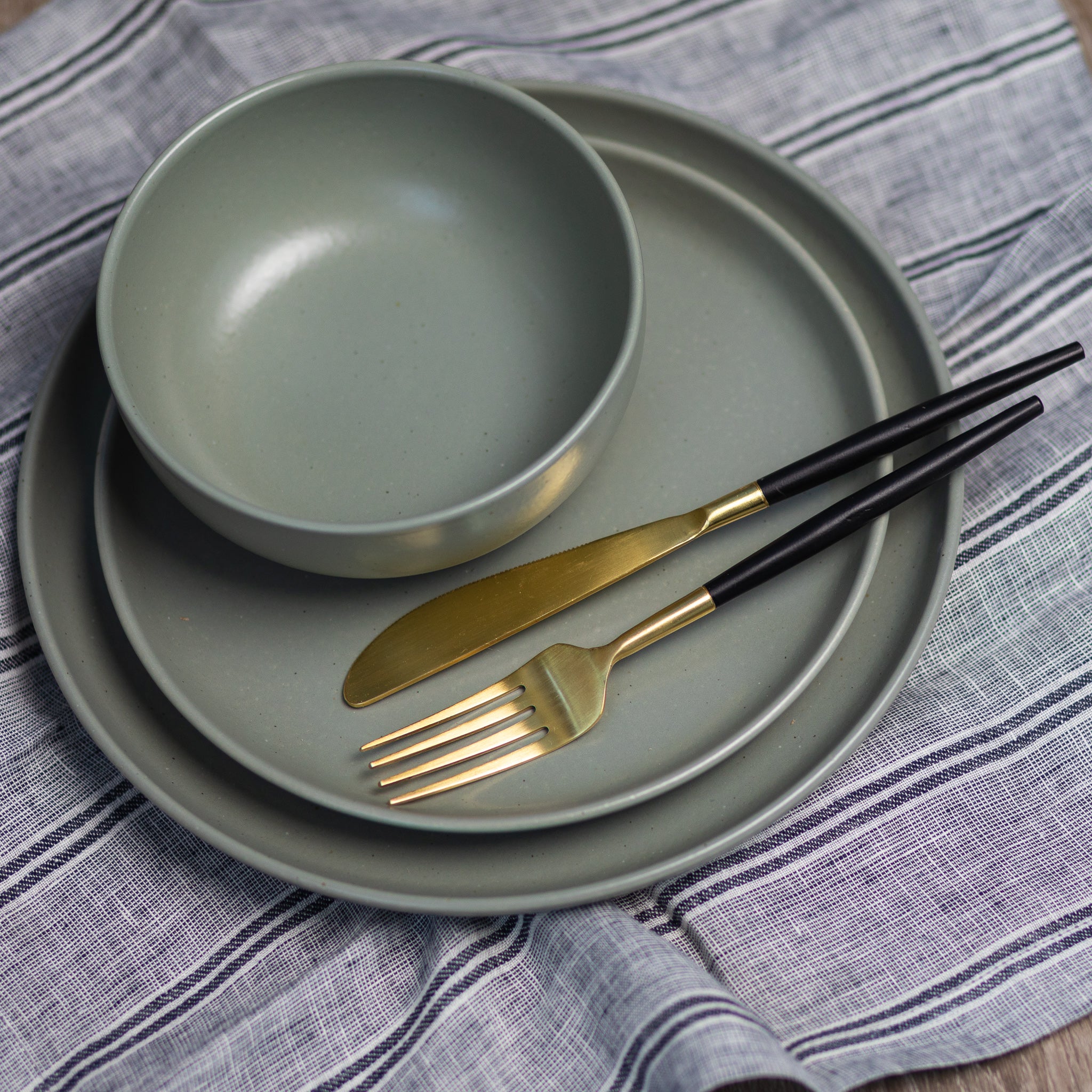 Pacifica Dinner Plate, Artichoke, Set of 6