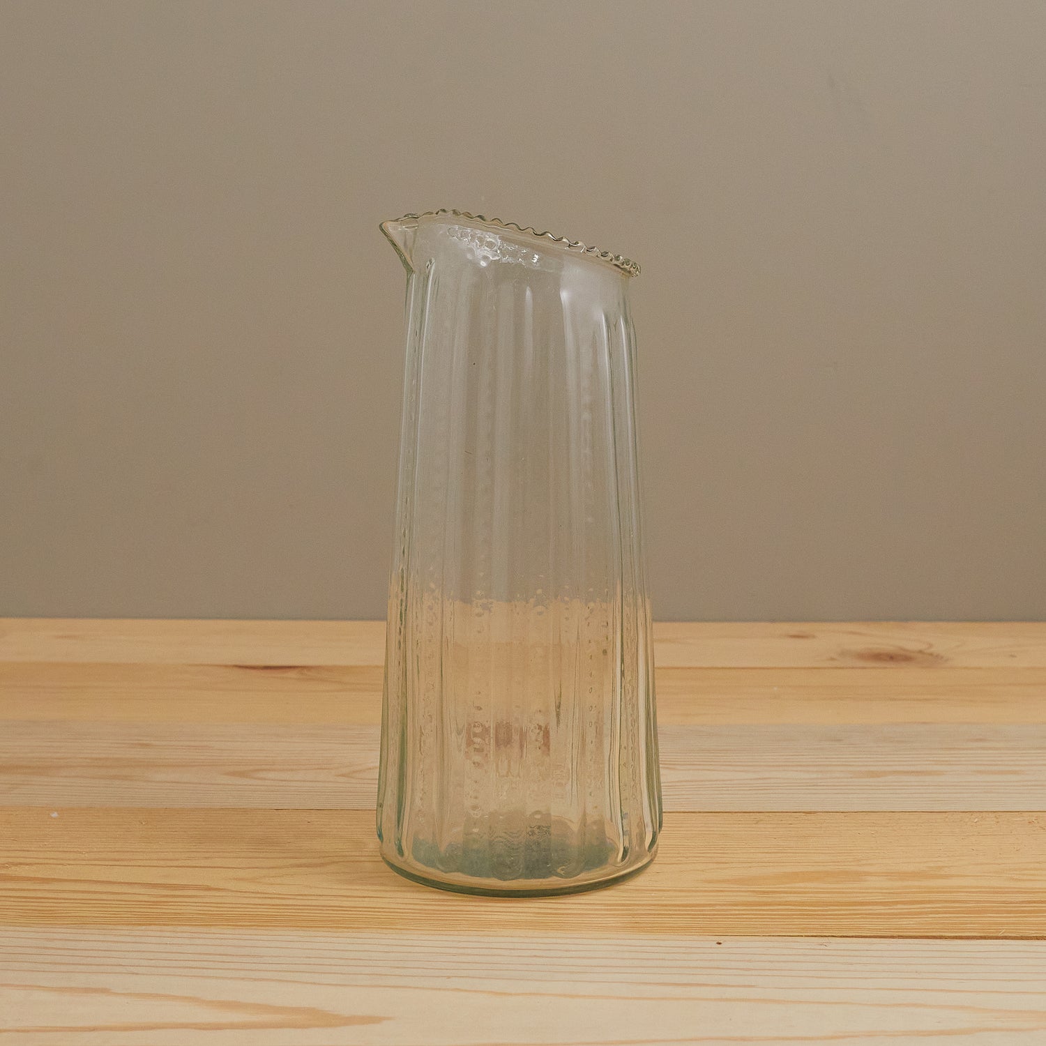 Ruffle Glass Lines Carafe