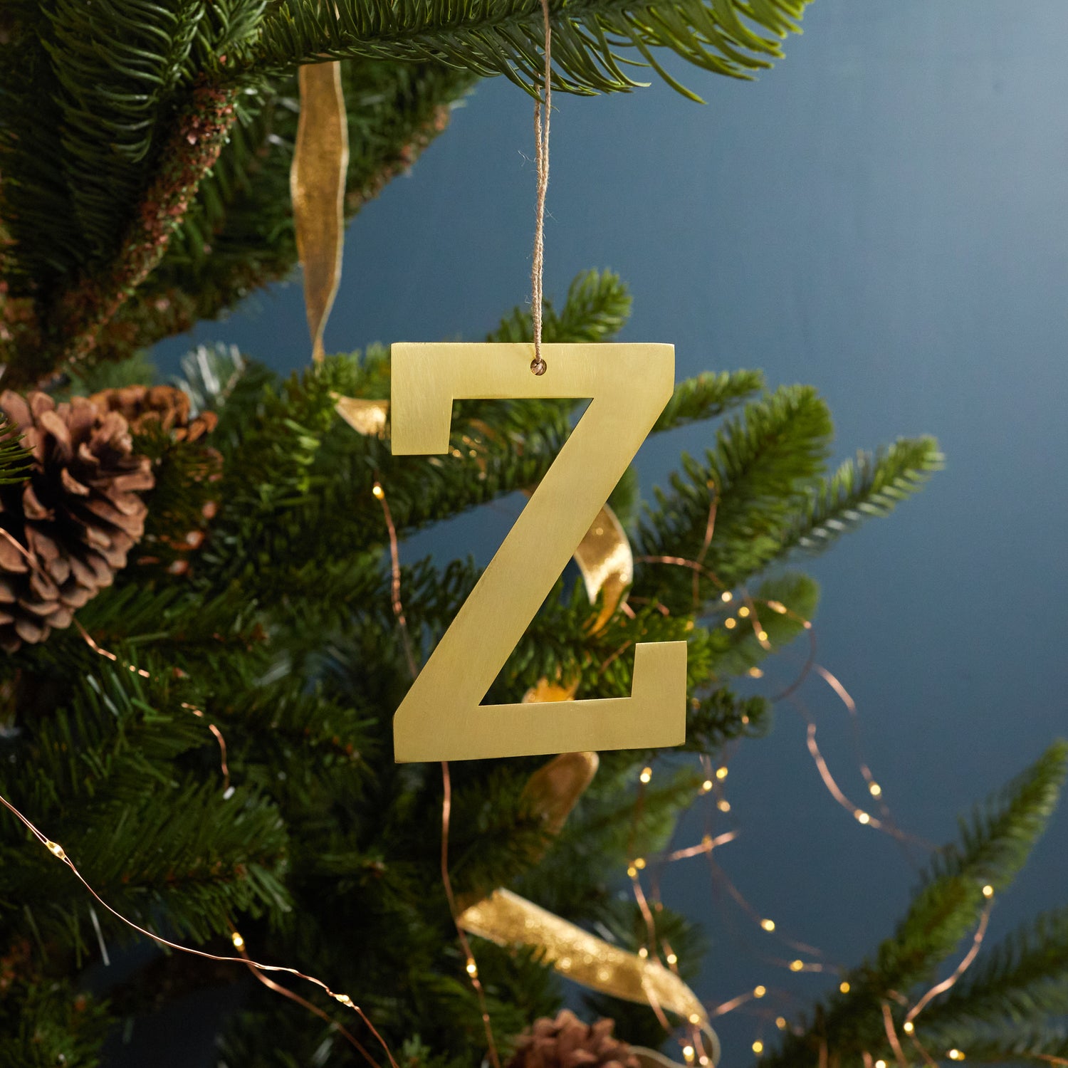 Gold Letter Ornament, Z