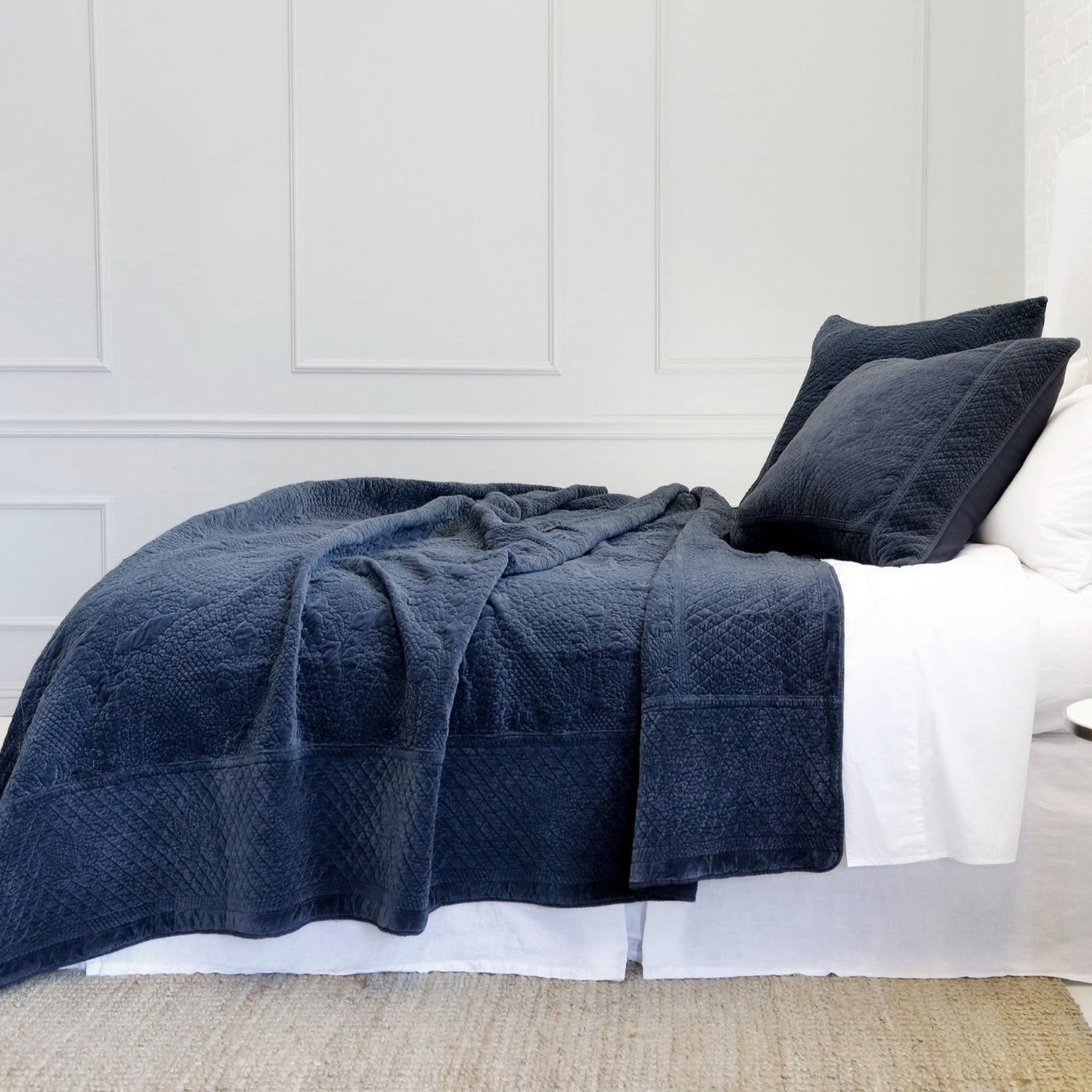 Marseille King Coverlet, Navy