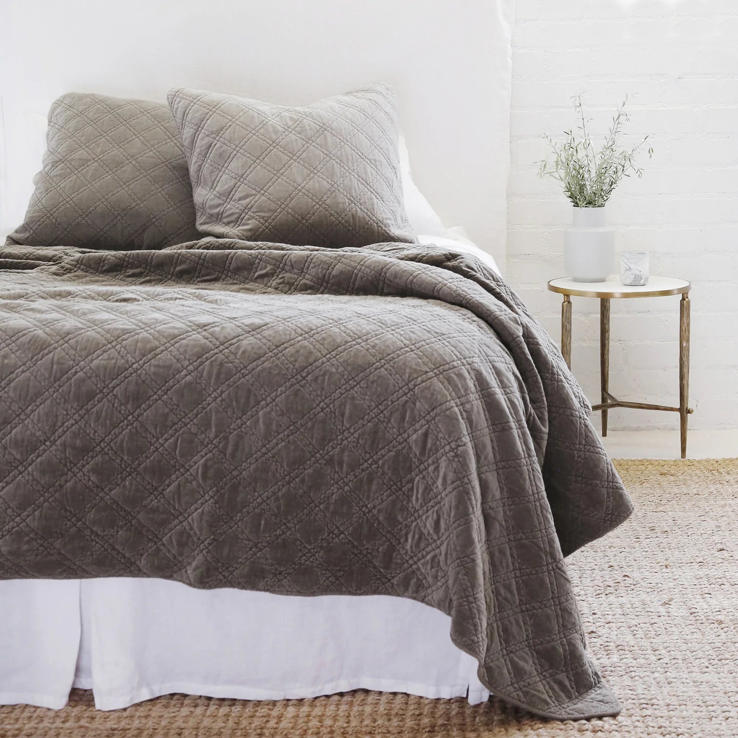 Brussels Queen Coverlet, Pewter