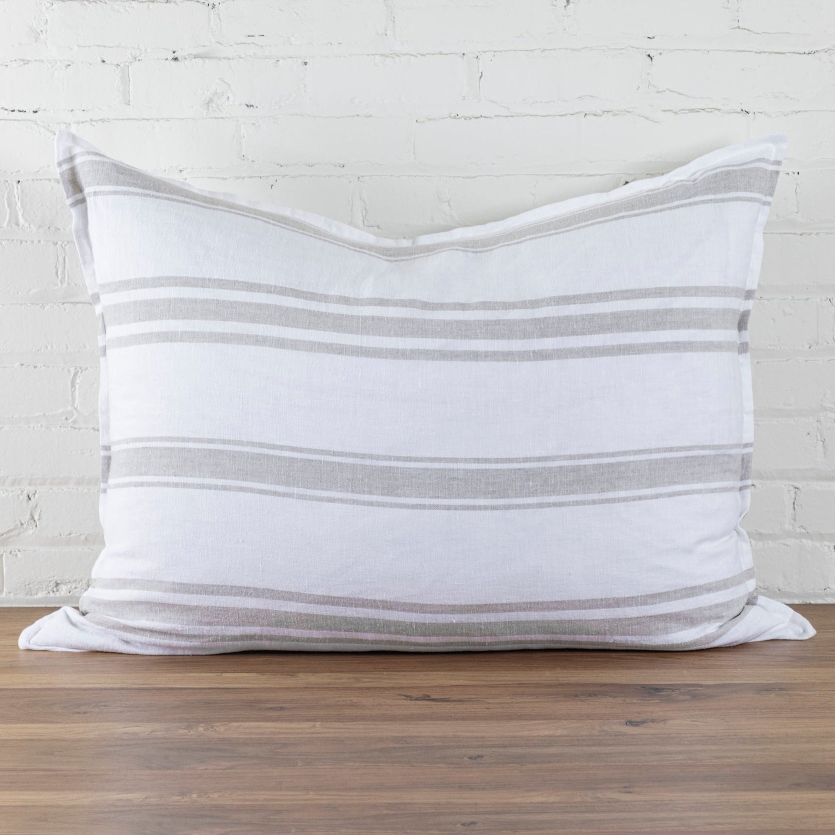 Jackson Big Pillow, White &amp; Natural